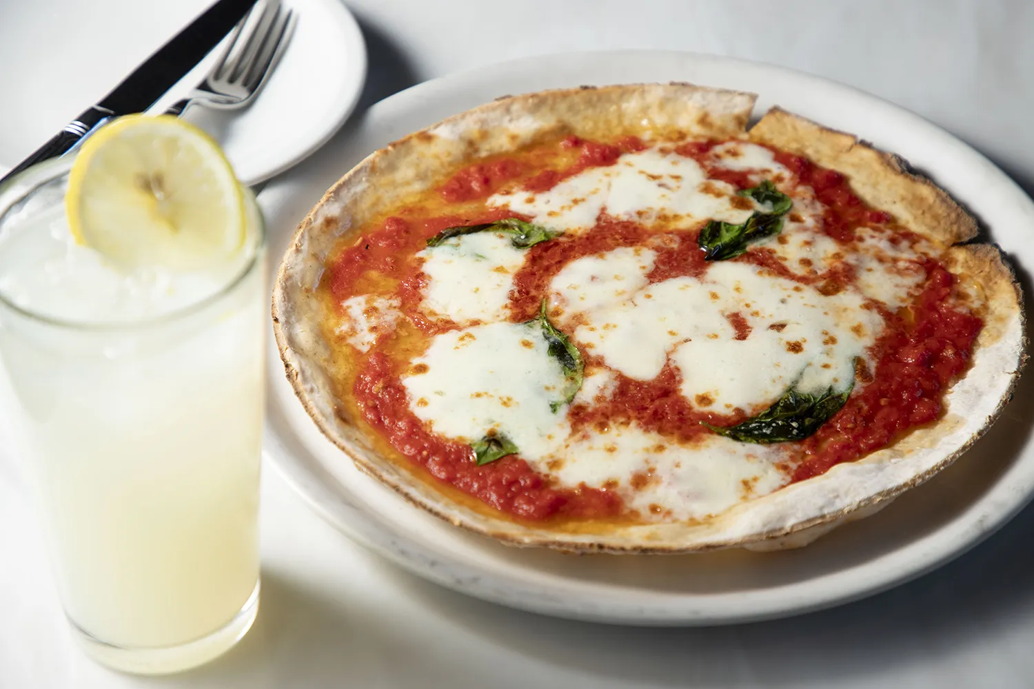 3月9日まで限定！800°DEGREESに米粉のクリスピーマルゲリータ登場